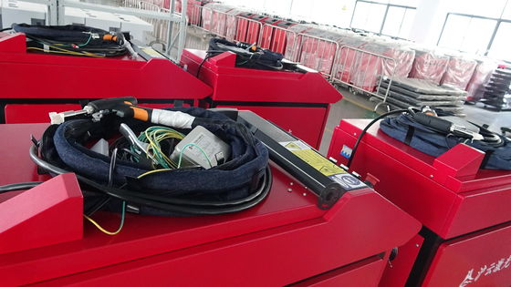 لحام ليزر محمول 1000W 1500W 2000W 3000W مع سرعة قطع 100m/min