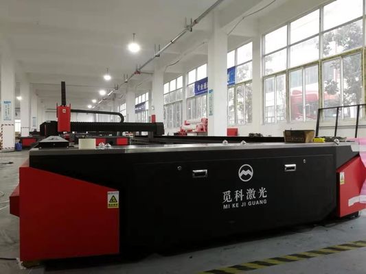 بيع مباشرة CNC الصلب المقاوم للصدأ الصفحة المعدنية لقطة ليزر الألياف للمطاعم