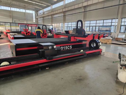 3015 آلة قطع ليزر الألياف 1000W 1500W 2000W 3000W مع تكوين نوع Gantry